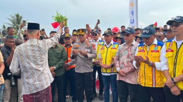 Kapolres Bireuen Hadiri Peresmian Jembatan Krueng Tingkeum Kuta Blang, Mobilitas Masyarakat Kembali Normal Pasca Bencana